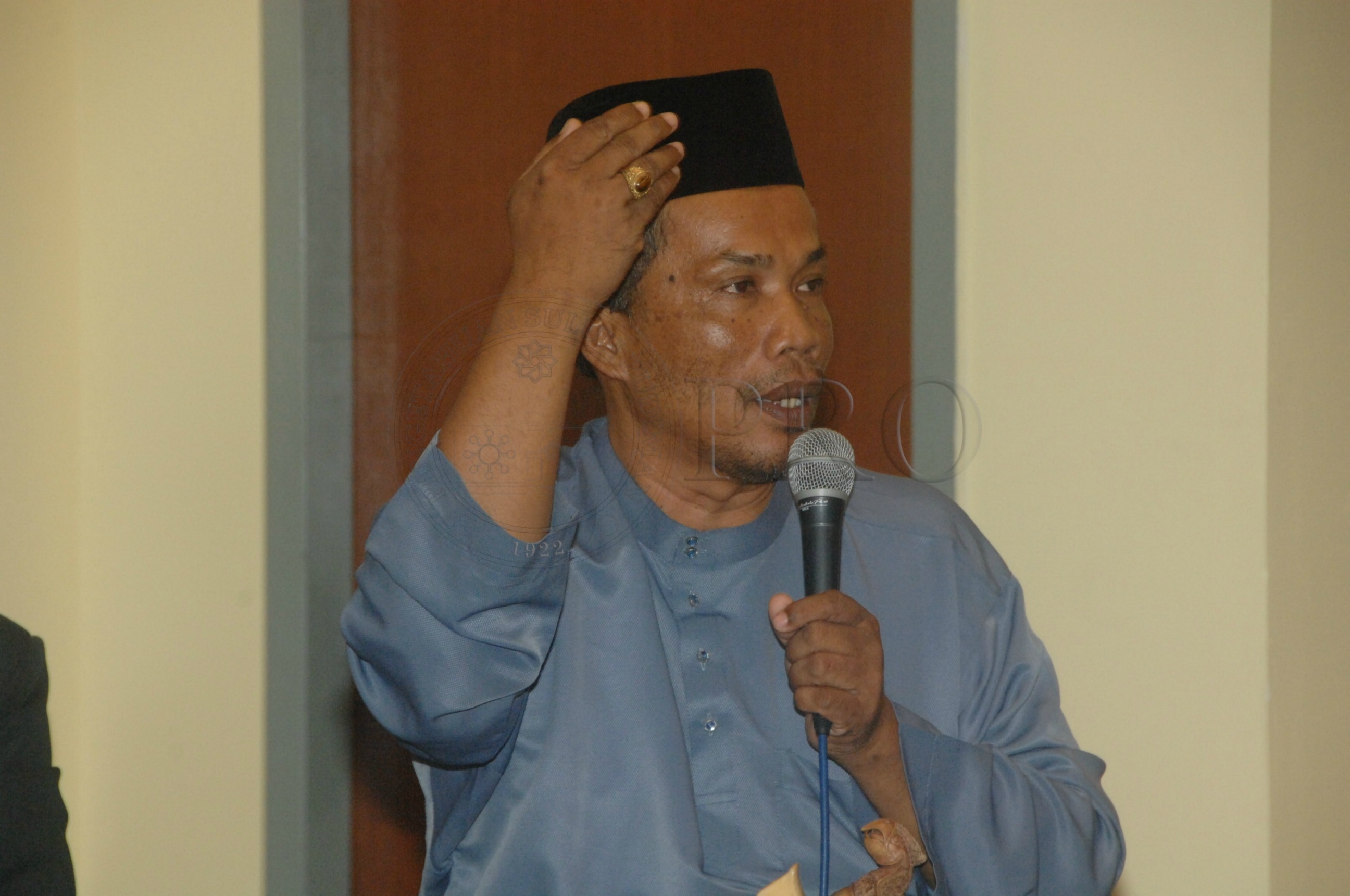 PRO 14 33 WACANA FBA 0251